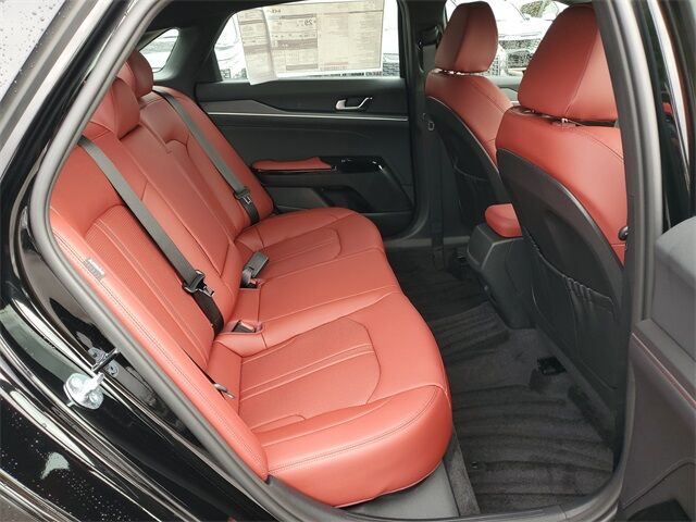 2026 Kia K5 GT-Line photo 10