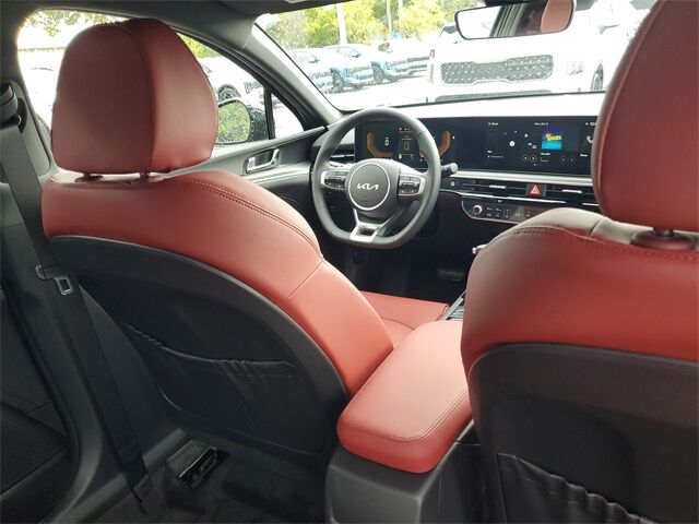 2026 Kia K5 GT-Line photo 11