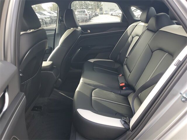 2026 Kia K5 GT-Line photo 14