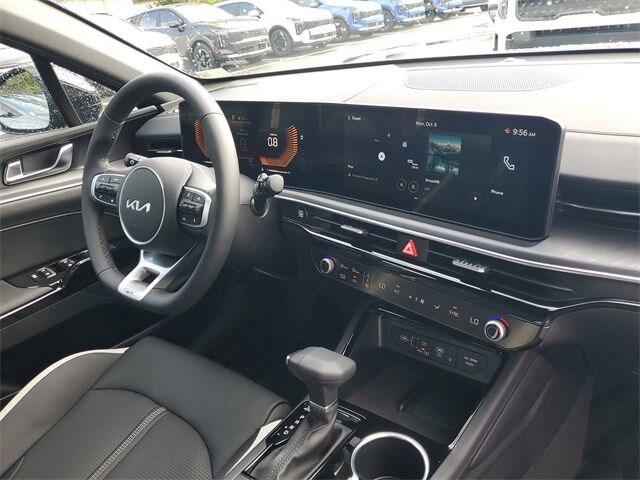 2026 Kia K5 GT-Line photo 8
