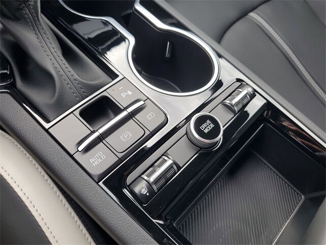 2026 Kia K5 GT-Line photo 33