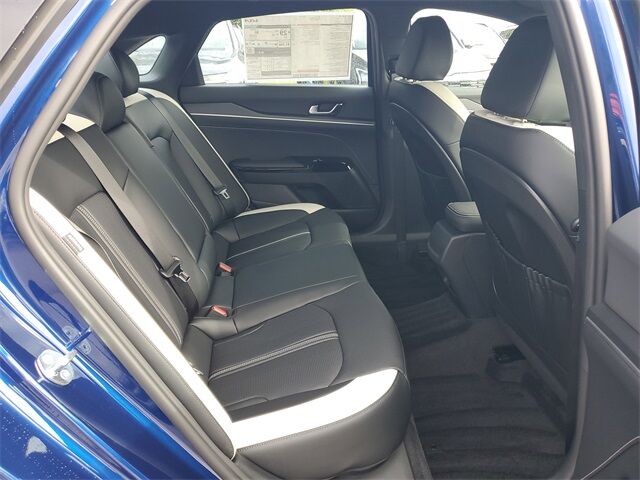 2026 Kia K5 GT-Line photo 12