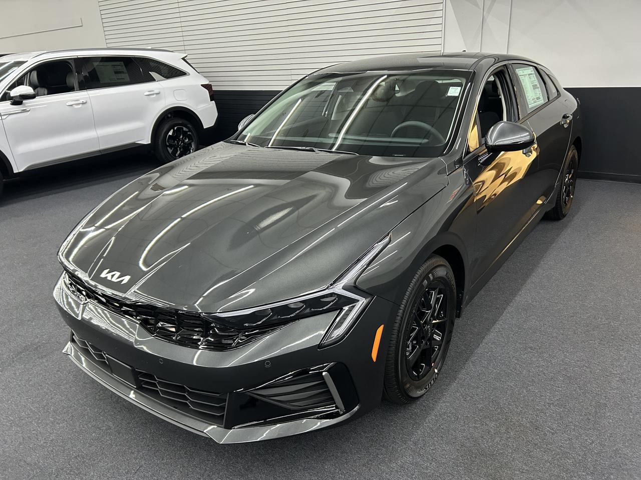 2026 Kia K5 LXS Auto FWD