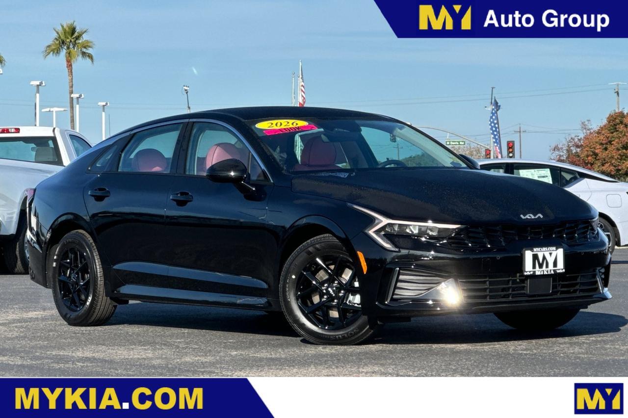 2026 Kia K5 LXS FWD
