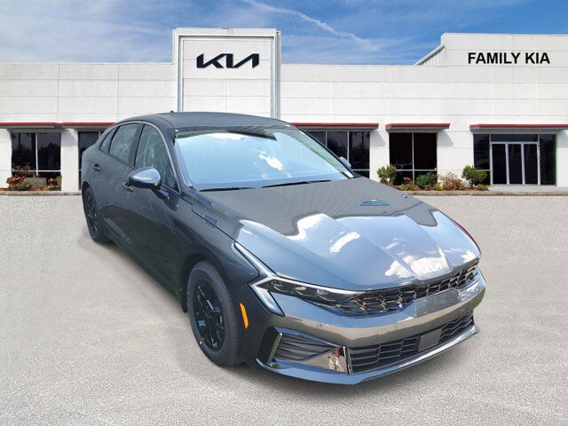 2026 Kia K5 LXS