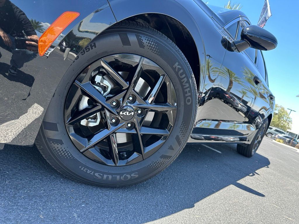 2026 Kia K5 LXS