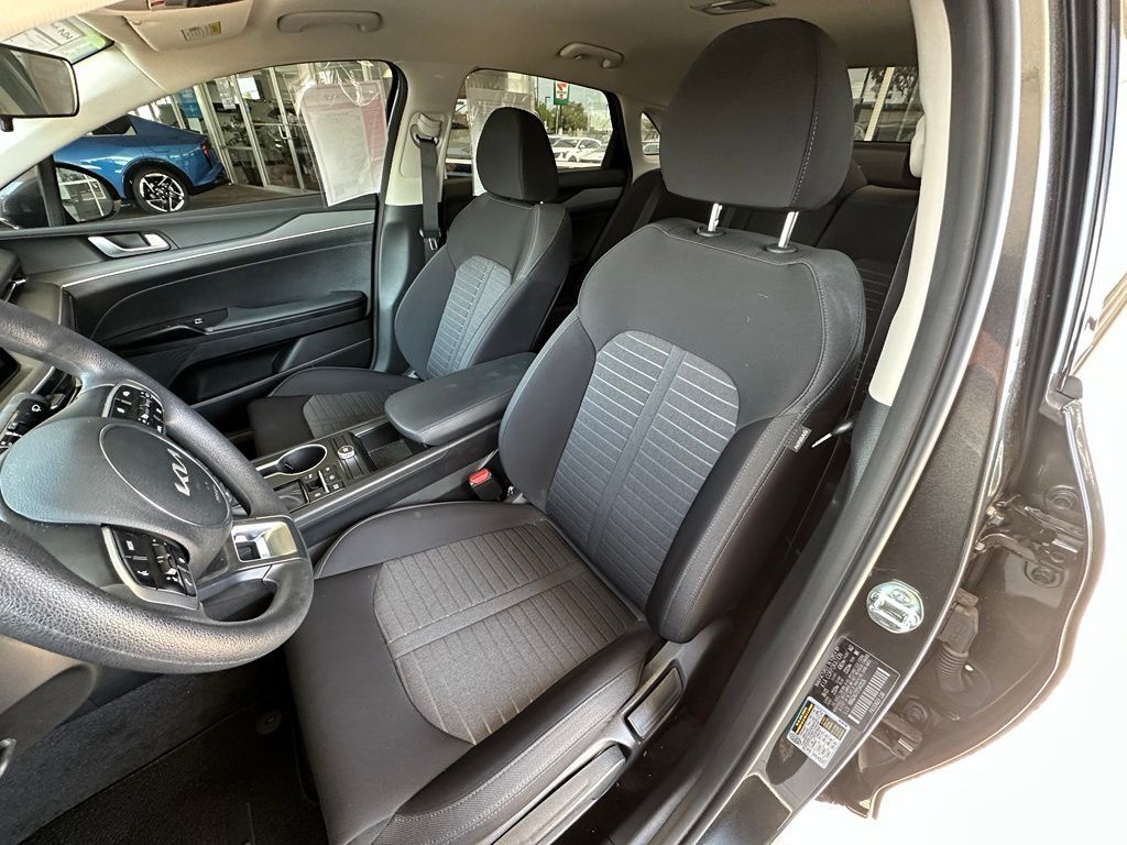 2026 Kia K5 LXS