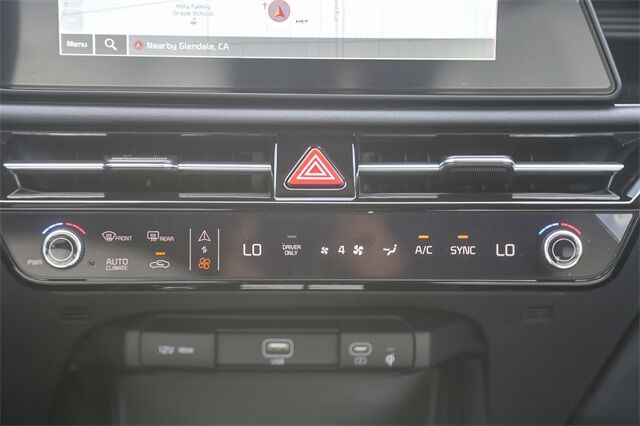 2026 Kia Niro EX photo 4