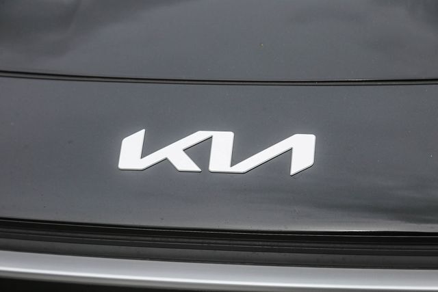 2026 Kia Niro LX Glendale CA