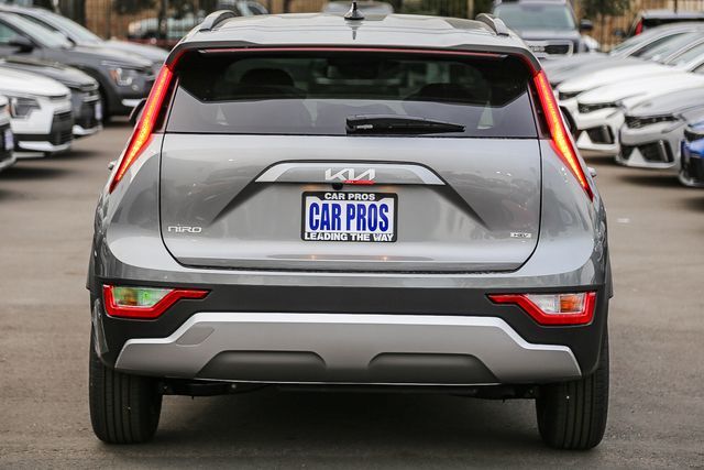 2026 Kia Niro LX Glendale CA