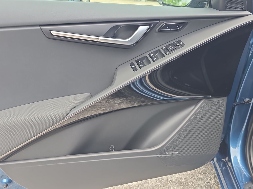 2026 Kia Niro SX Touring San Clemente CA