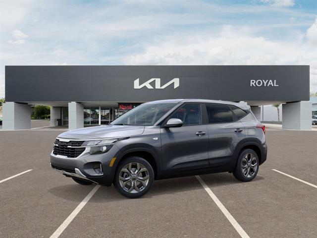 2026 Kia Seltos LX photo 3