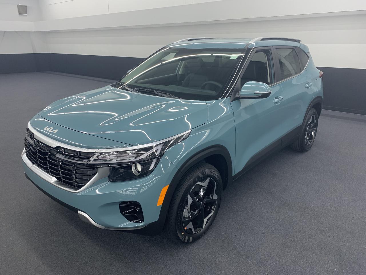 2026 Kia Seltos EX AWD