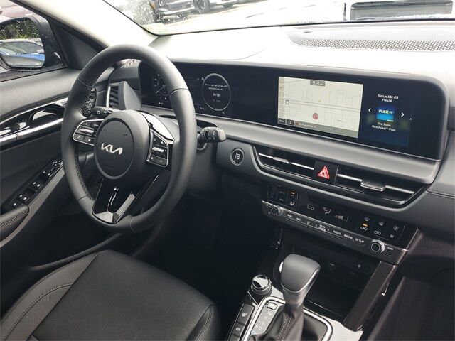 2026 Kia Seltos EX photo 8