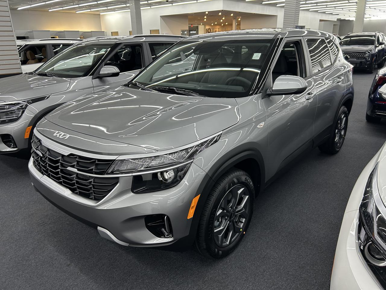 2026 Kia Seltos LX AWD