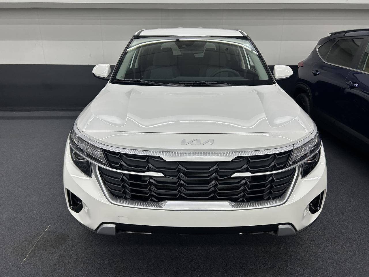 2026 Kia Seltos LX AWD