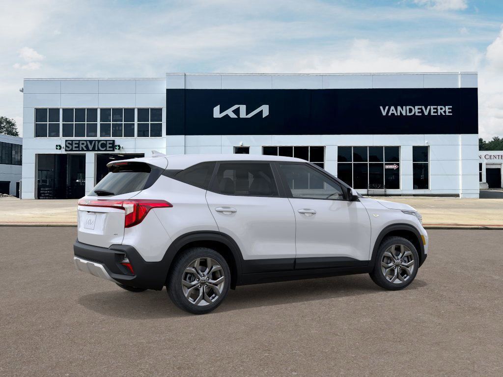 2026 Kia Seltos LX Akron OH