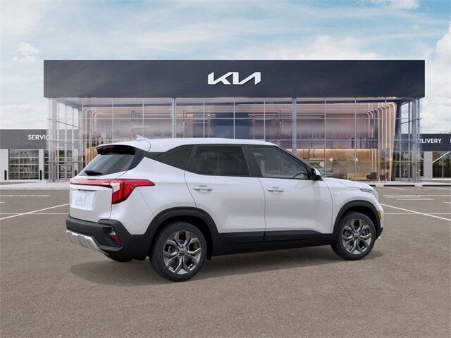 2026 Kia Seltos LX Huntington Beach CA