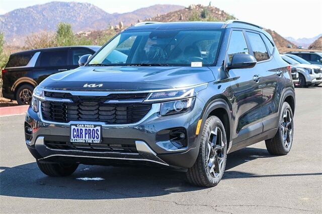 2026 Kia Seltos S photo 3
