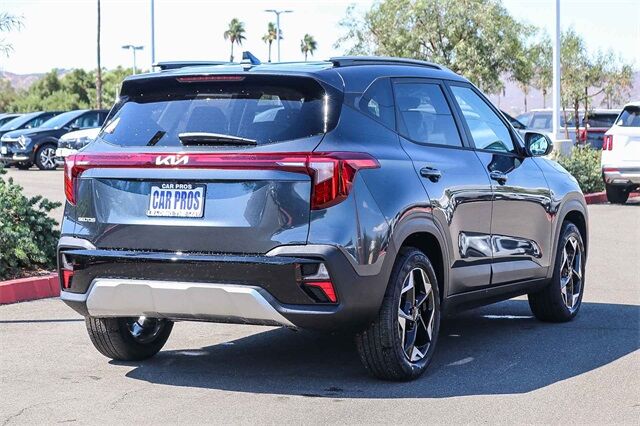 2026 Kia Seltos S photo 8