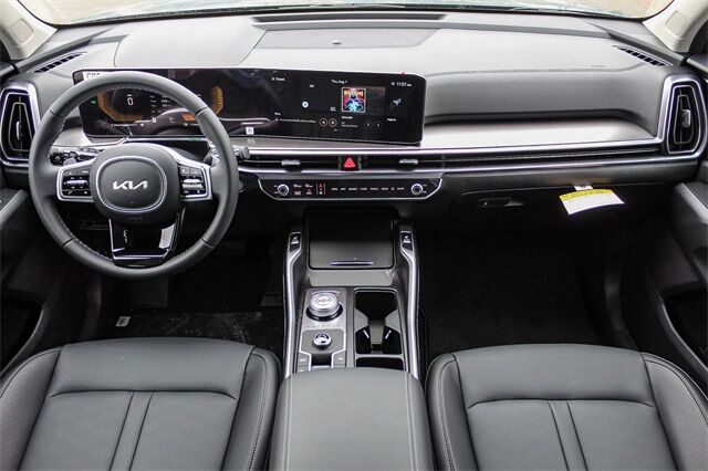 2026 Kia Sorento Hybrid EX photo 4