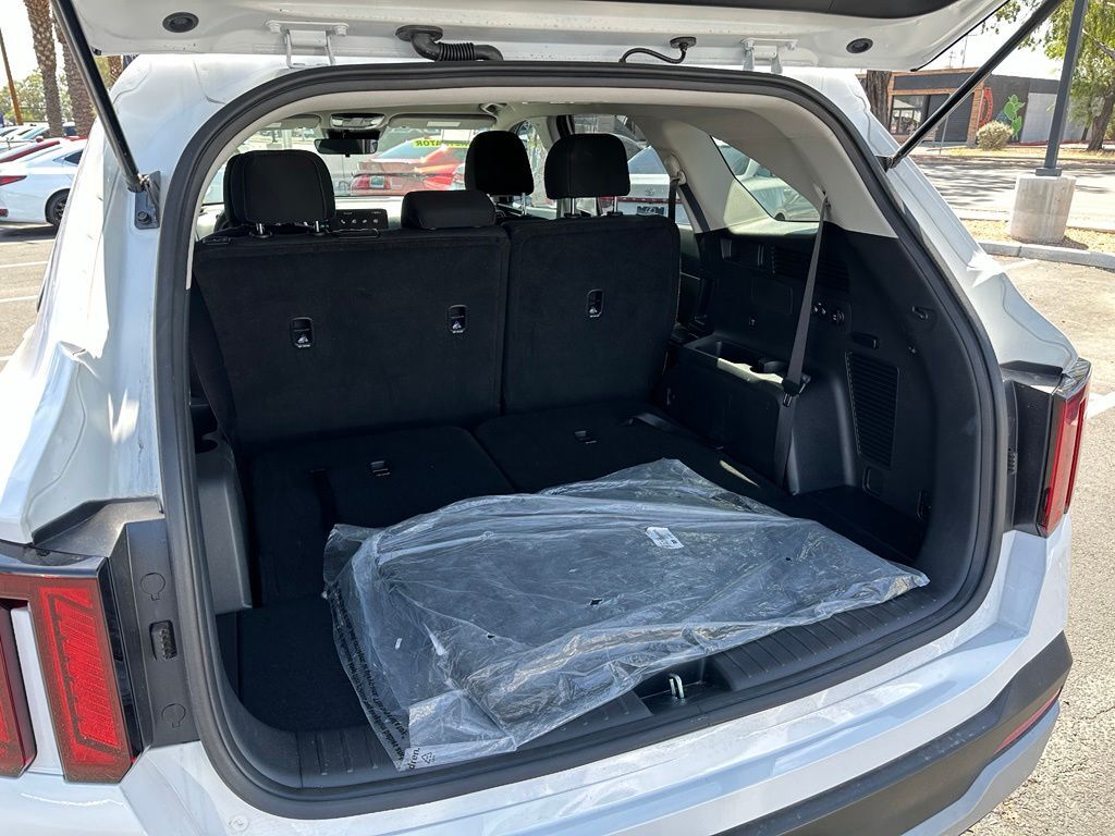 2026 Kia Sorento LX Tucson AZ