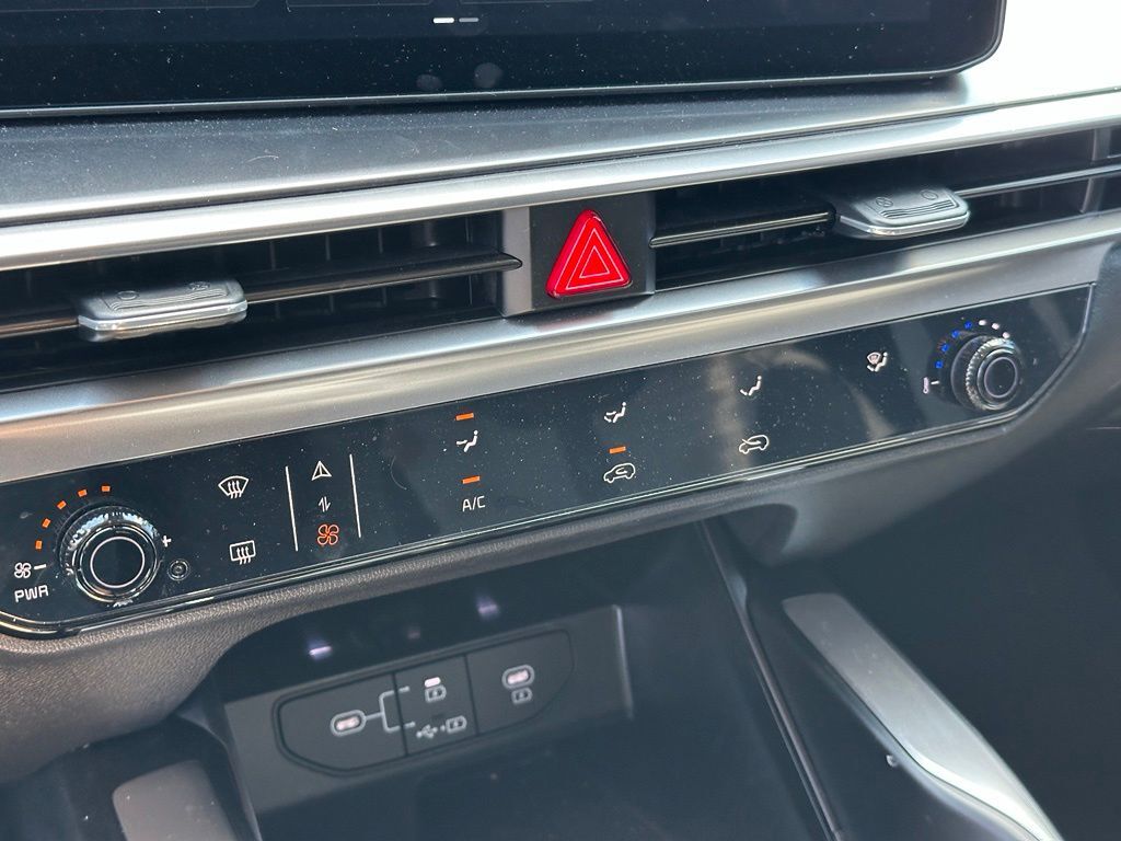 2026 Kia Sorento LX Tucson AZ