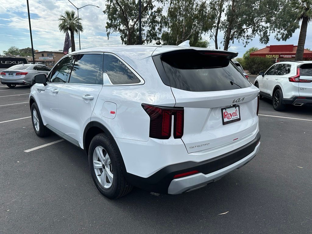 2026 Kia Sorento LX Tucson AZ