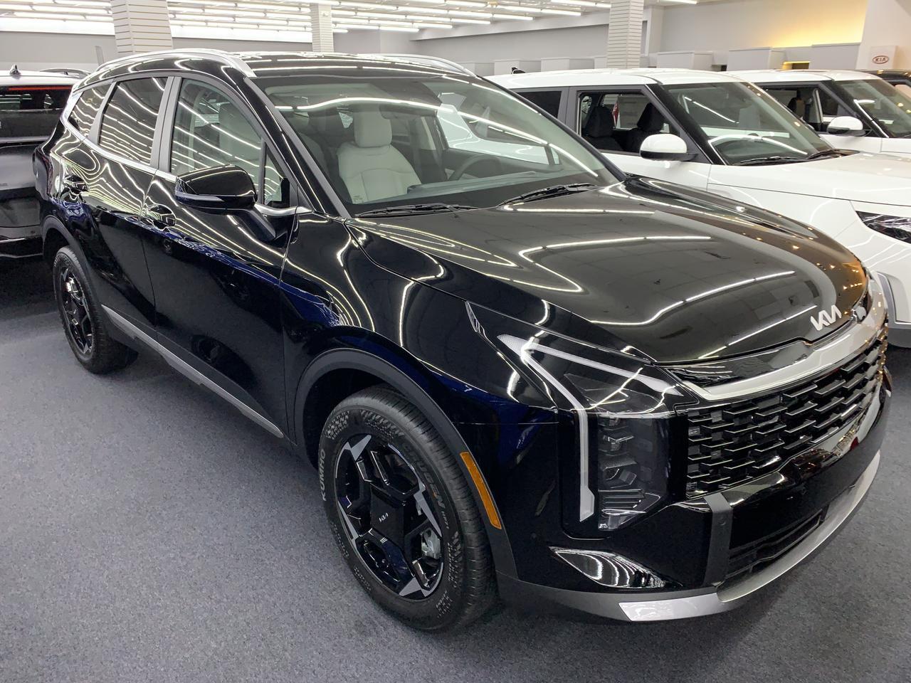 2026 Kia Sportage EX AWD