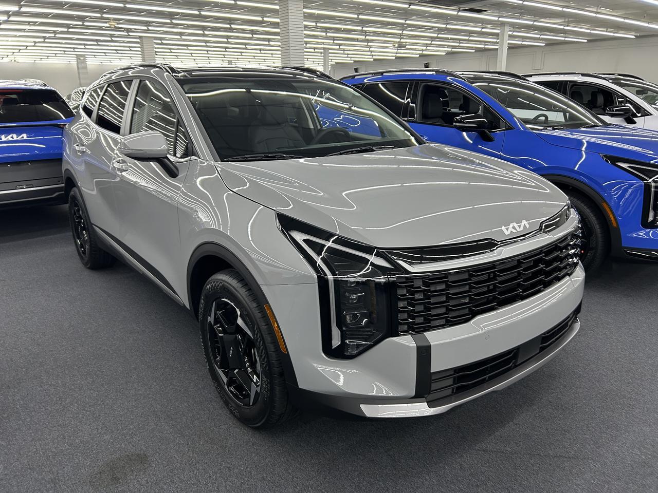 2026 Kia Sportage EX AWD