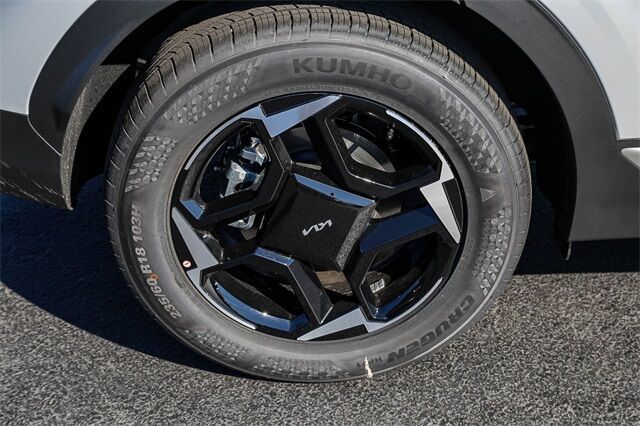 2026 Kia Sportage EX photo 10