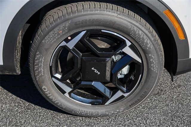 2026 Kia Sportage EX photo 11