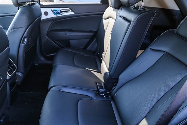 2026 Kia Sportage EX photo 16