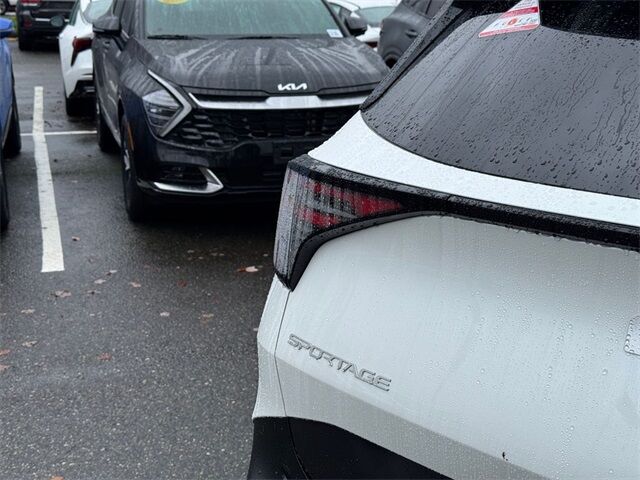 2026 Kia Sportage Hybrid EX Renton WA