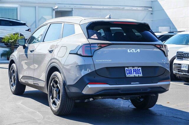 2026 Kia Sportage Hybrid EX Huntington Beach CA