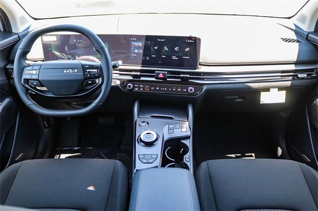 2026 Kia Sportage Hybrid S photo 3