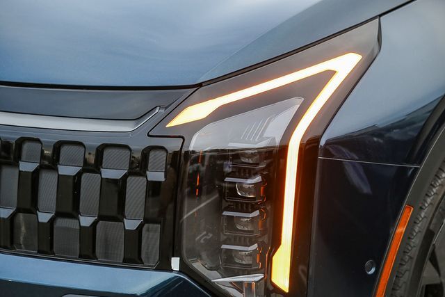 2026 Kia Sportage Plug-in Hybrid X-Line Prestige Glendale CA