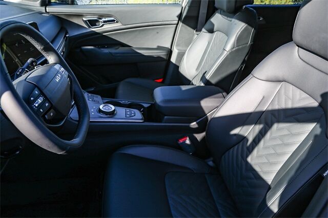 2026 Kia Sportage Plug-in Hybrid X-Line Renton WA