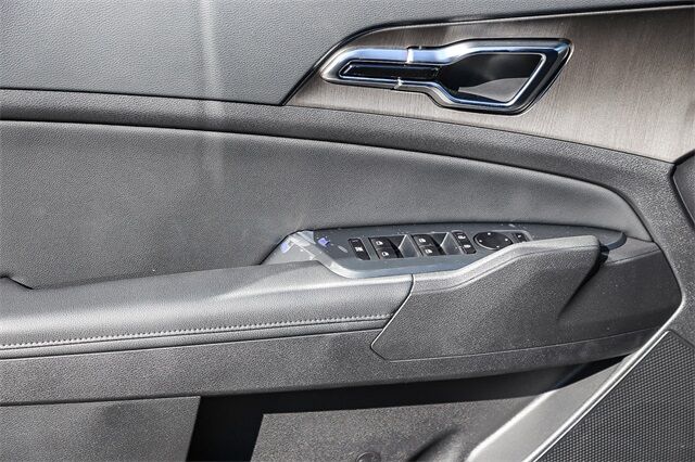 2026 Kia Sportage Plug-in Hybrid X-Line Glendale CA