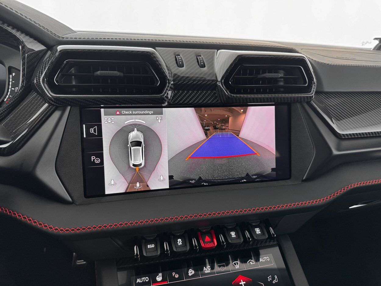 2026 LAMBORGHINI URUS SE Bellevue WA