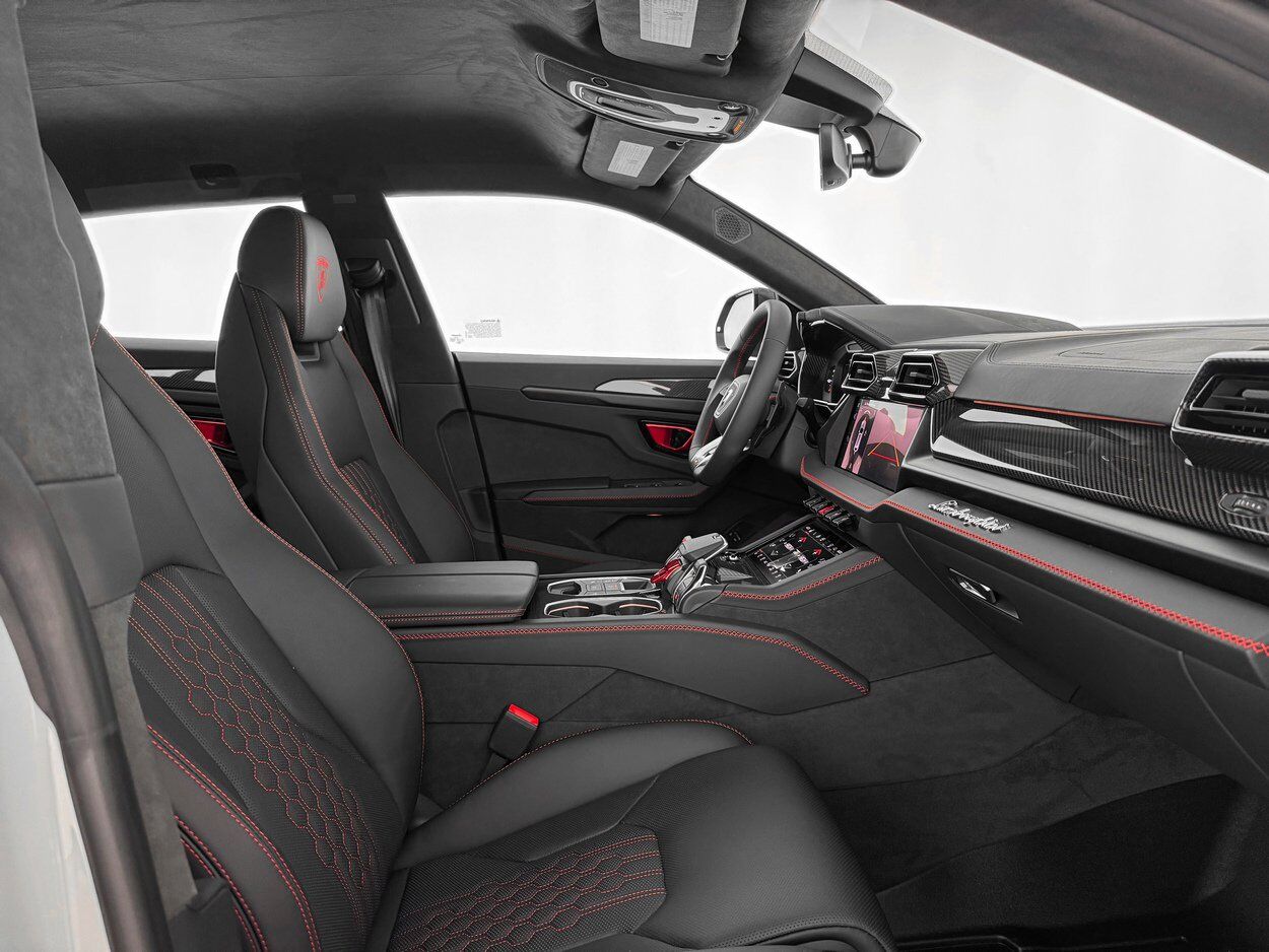 2026 LAMBORGHINI URUS SE Bellevue WA