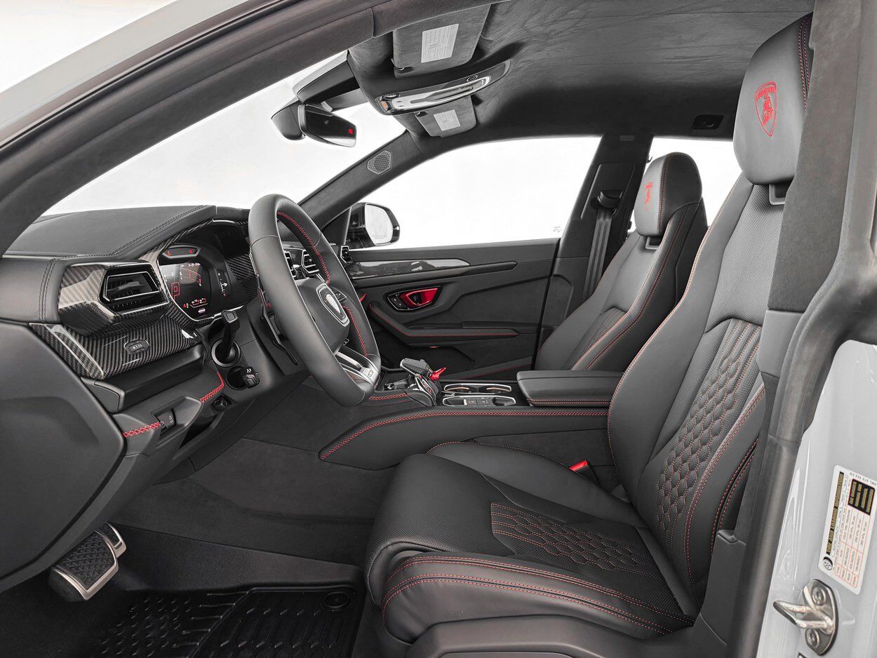 2026 LAMBORGHINI URUS SE Bellevue WA