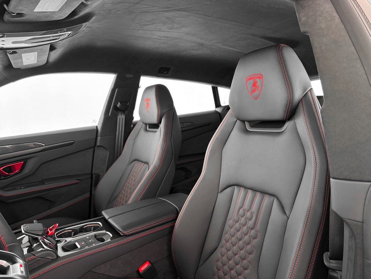 2026 LAMBORGHINI URUS SE Bellevue WA