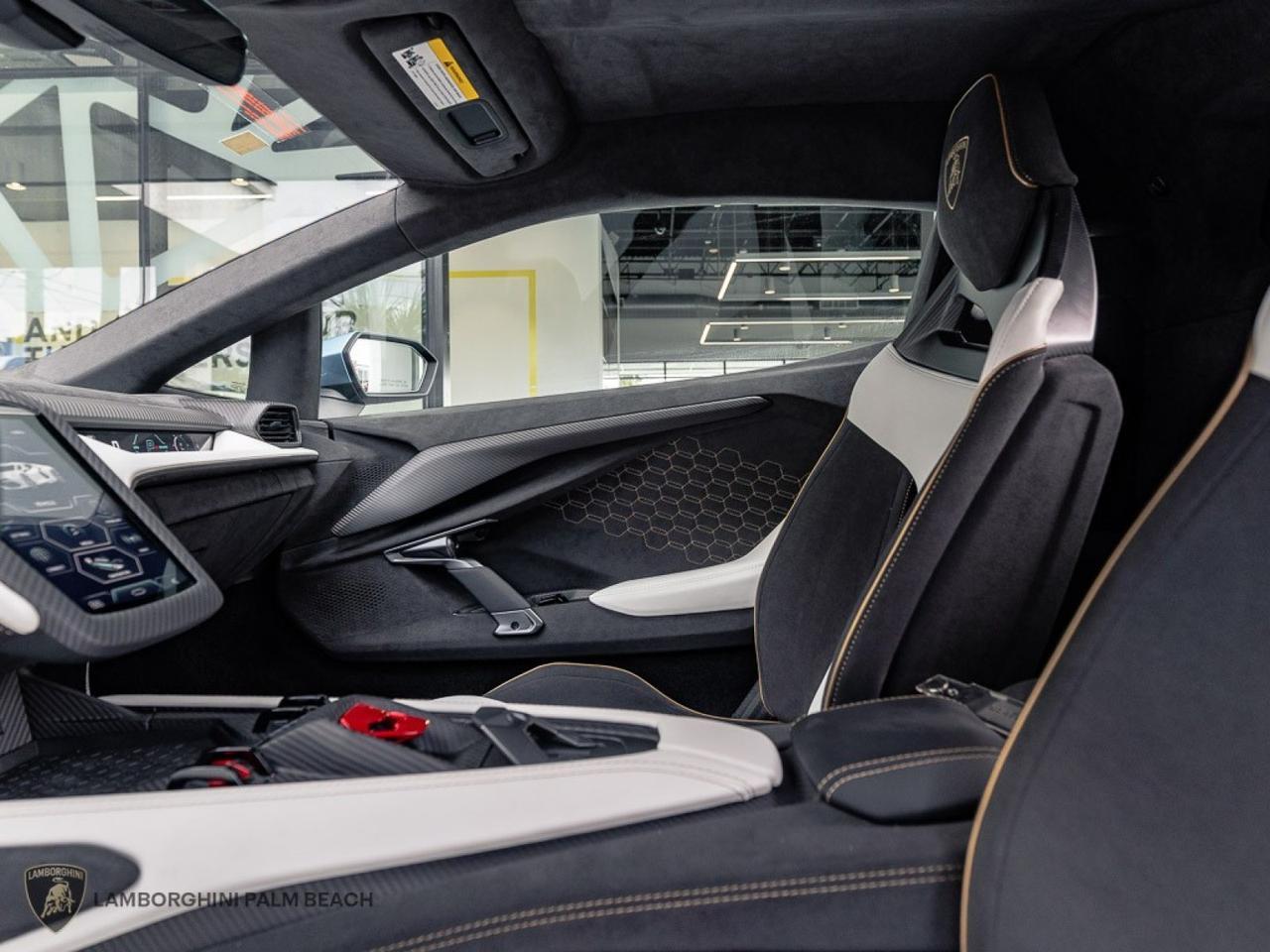 2026 Lamborghini REVUELTO West Palm Beach FL
