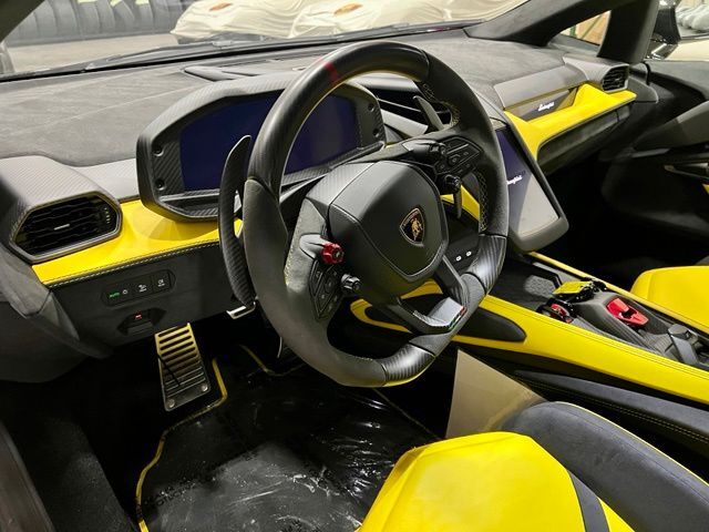 2026 Lamborghini Revuelto Base Paramus NJ