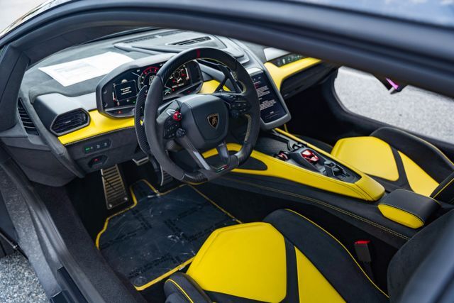 2026 Lamborghini Revuelto Base Paramus NJ