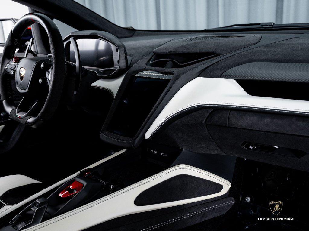 2026 Lamborghini Temerario . North Miami Beach FL