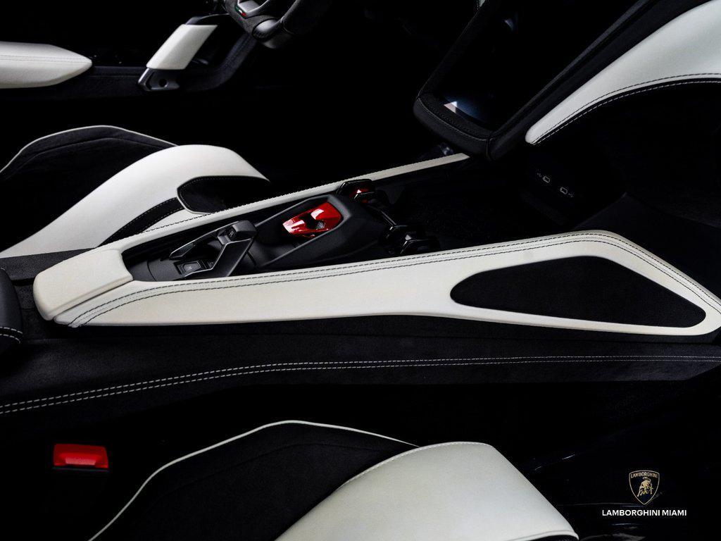 2026 Lamborghini Temerario . North Miami Beach FL