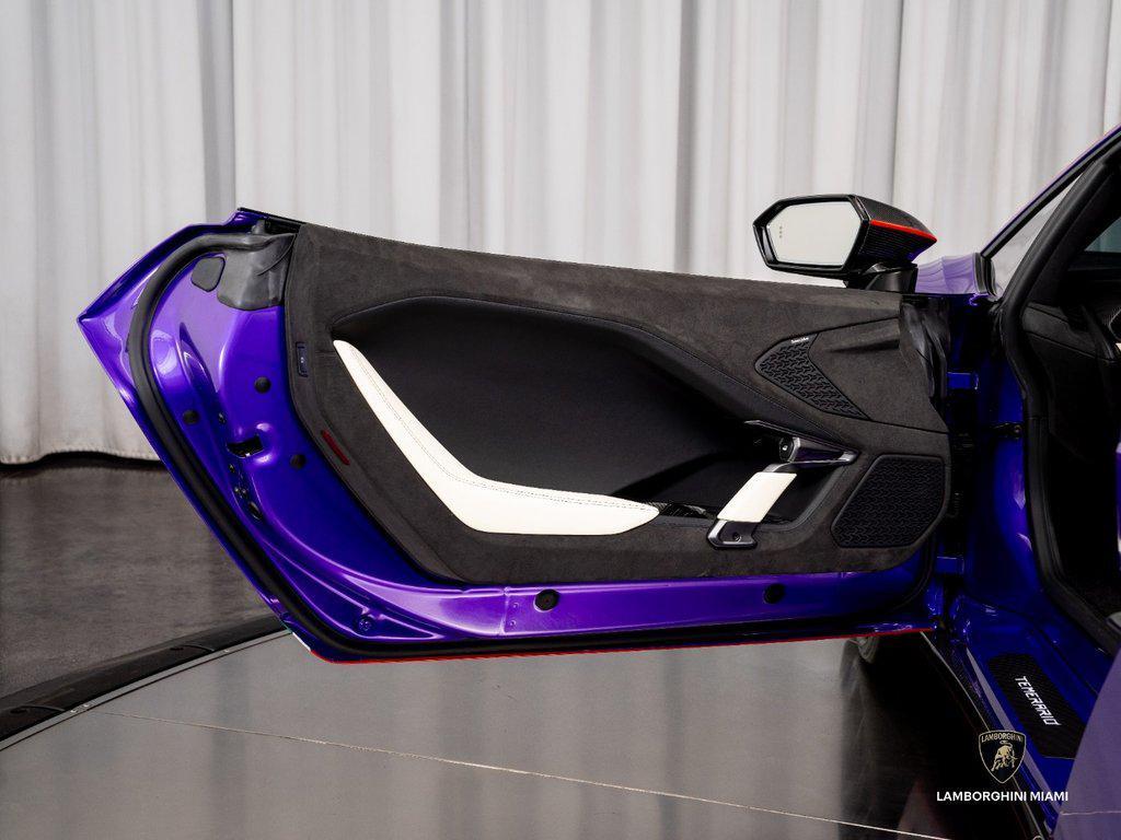 2026 Lamborghini Temerario . North Miami Beach FL