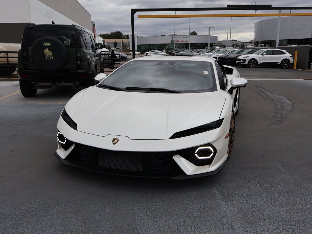 2026 Lamborghini Temerario Base